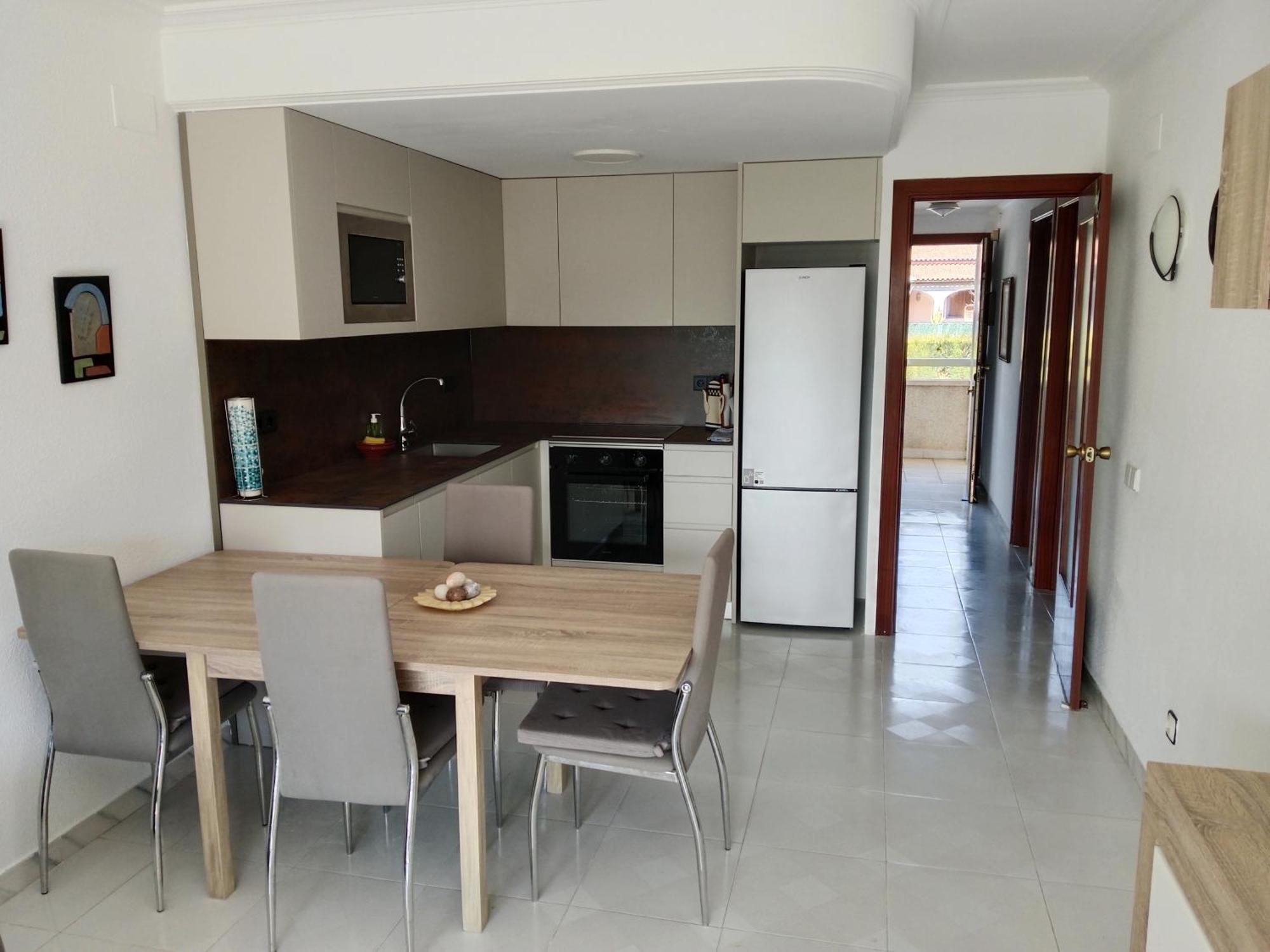 Cozzy Flat In A Quiet And Nice Area / Acogedor Apartamento En Zona Tranquila Y Agradable Cambrils Exteriör bild