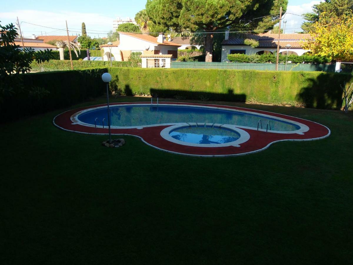 Cozzy Flat In A Quiet And Nice Area / Acogedor Apartamento En Zona Tranquila Y Agradable Cambrils Exteriör bild